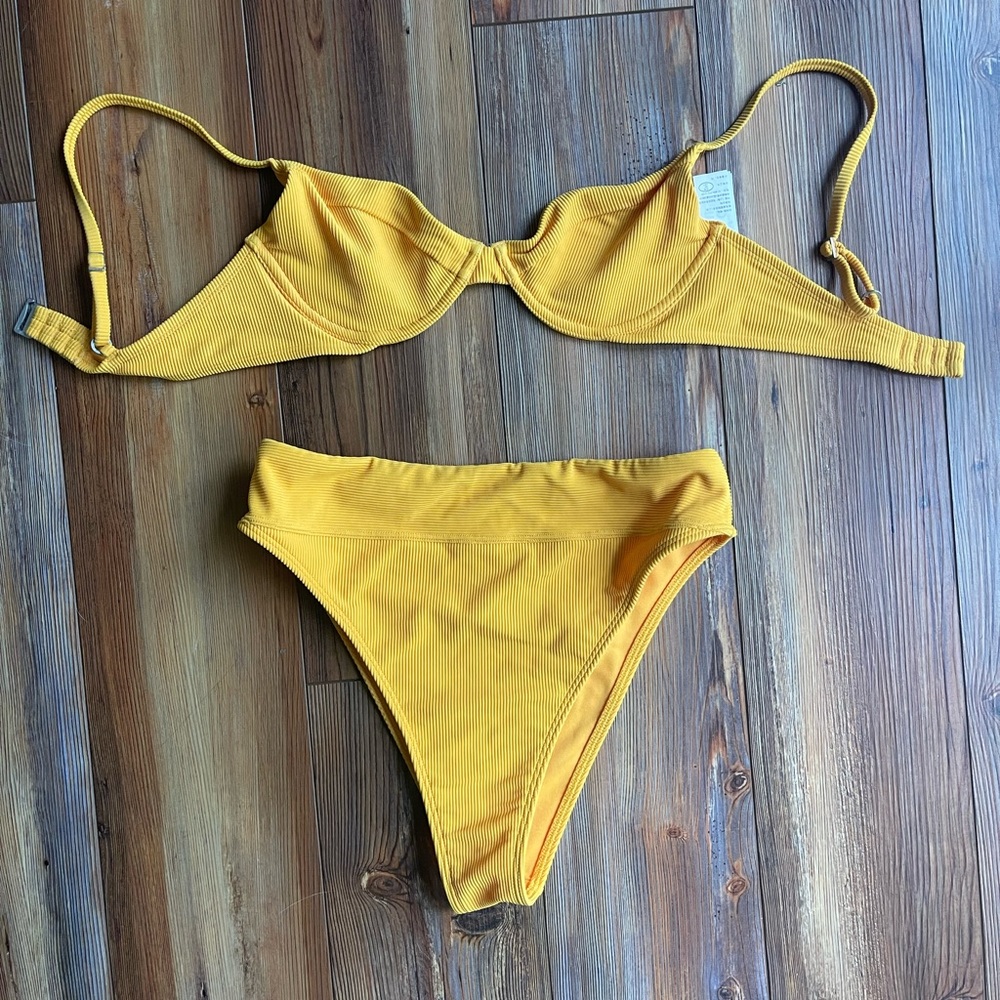 Abercrombie & Fitch yellow bathing suit